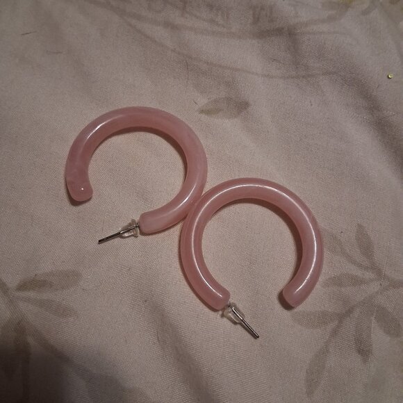 vintage 1980s  pink  half hoop earrings - Picture 1 of 1
